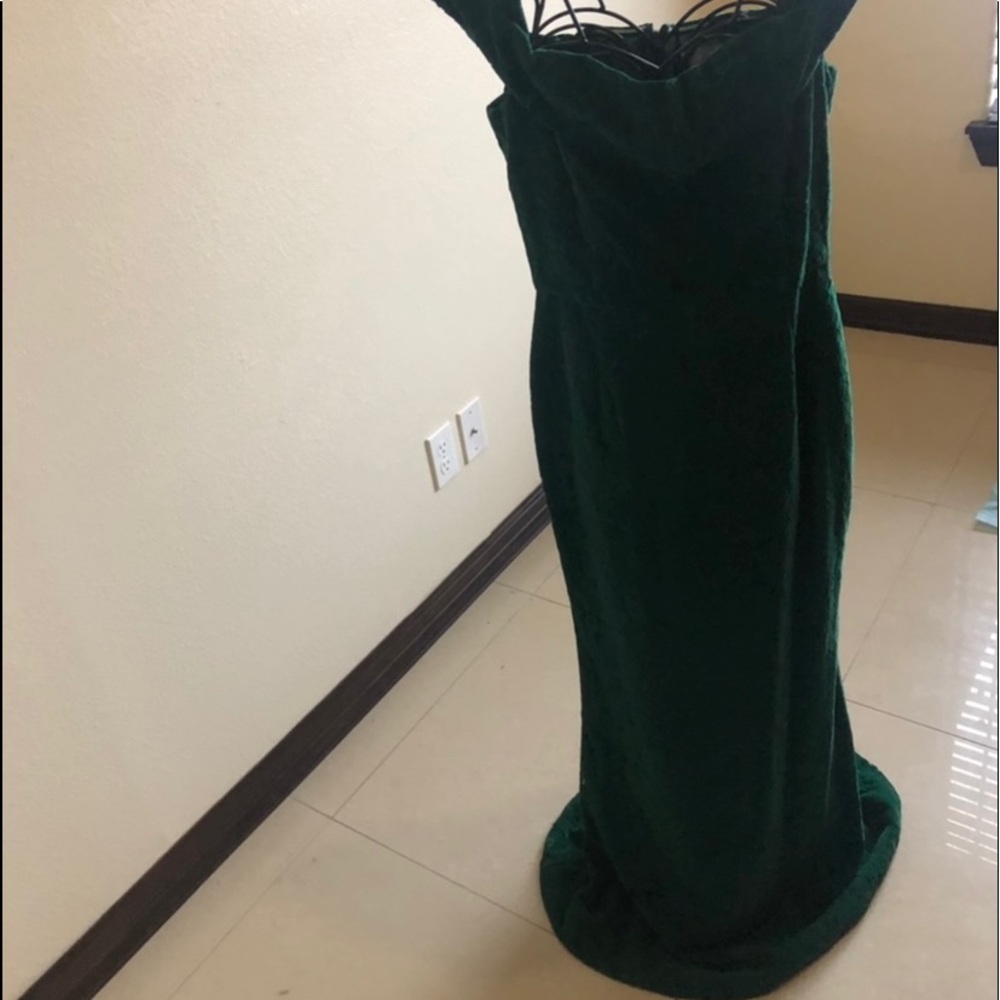Beautiful dress 👗🤩 - Picture 10 of 10